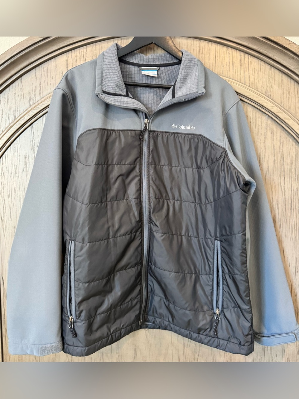 Columbia Two-Tone Gray Quilted Hybrid Jacket